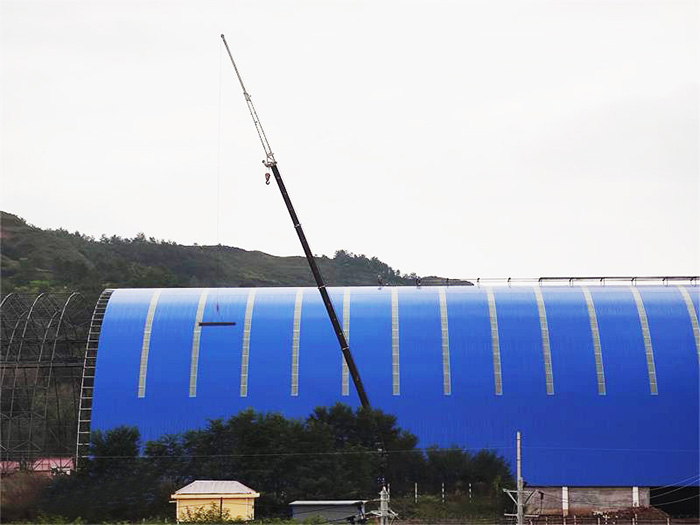 二连浩特煤棚网架工程